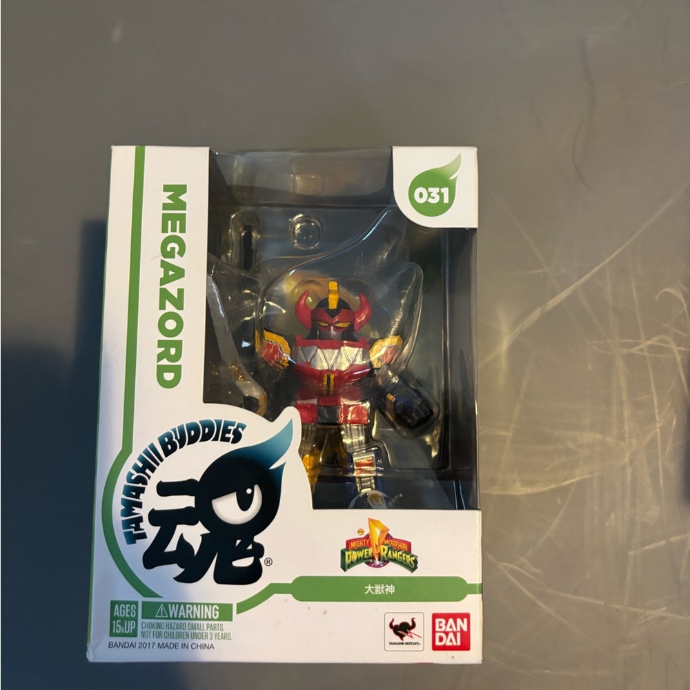 Power Rangers Megazord Figure - Red and Black